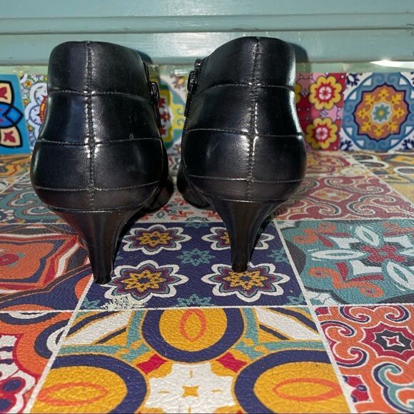 🖤 United Nude Black Leather Zip Ankle Booties – Size 37 (US 6.5-7) - Picture 4 of 7